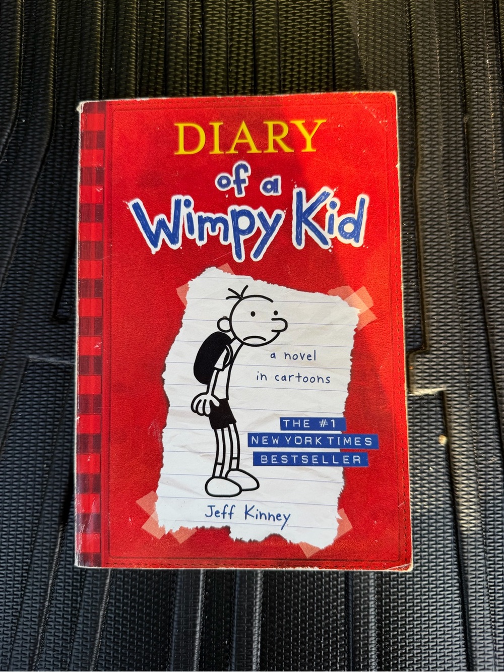 Diary of a Wimpy Kid Kids Book - Red -
